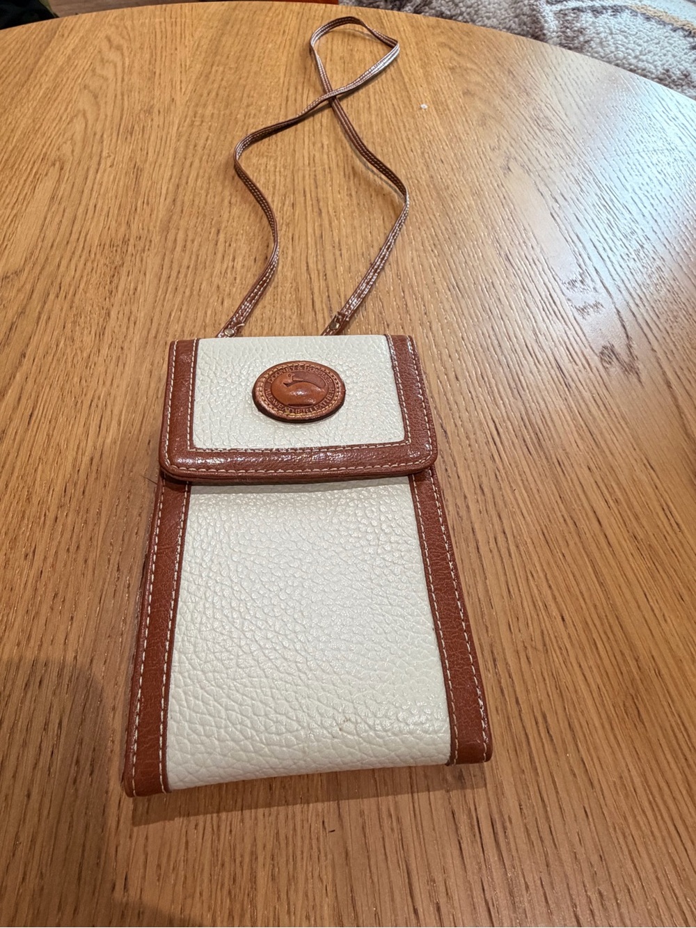 Vintage Dooney & Bourke Cream and Brown Crossbody Phone Pouch/wallet